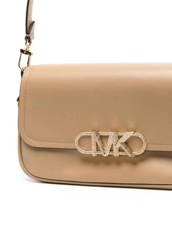 19875165_44909600_1000.jpg Michael Kors Parker logo plaque shoulder bag