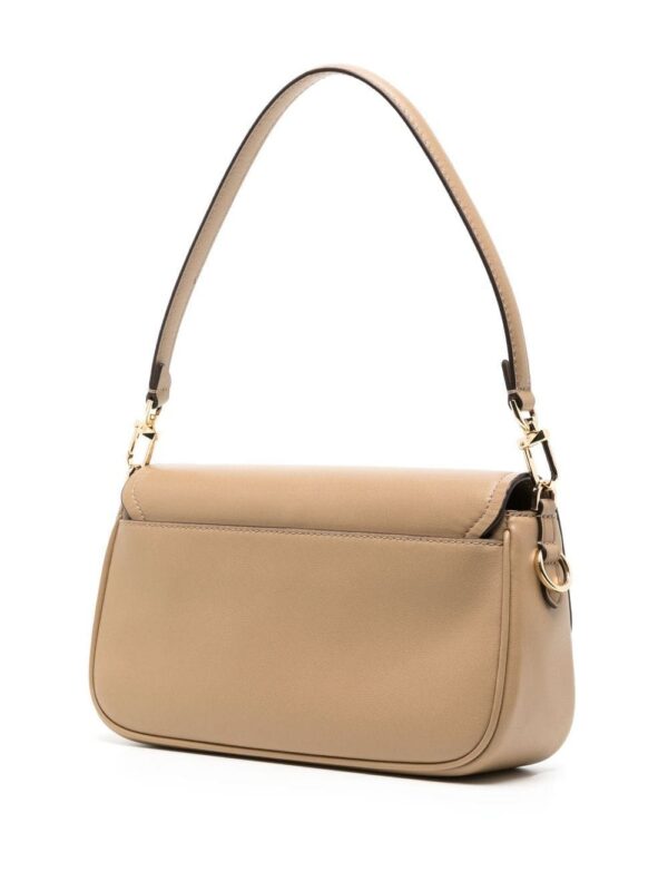 19875165_44910503_1000.jpg Michael Kors Parker logo plaque shoulder bag