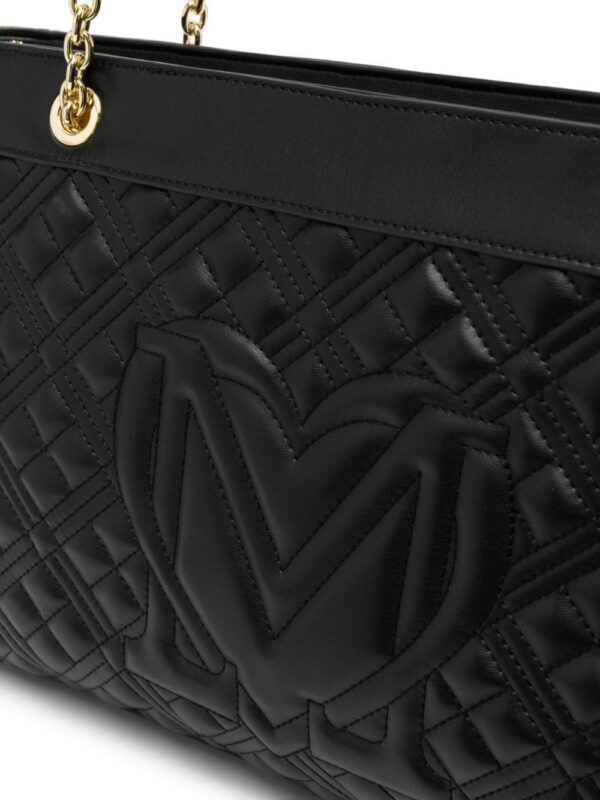 19890523_50551018_1000.jpg Love Moschino logo-embossed quilted tote bag