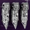 19905451_50102361_1000.jpg Philipp Plein skull-ring leather shoulder bag