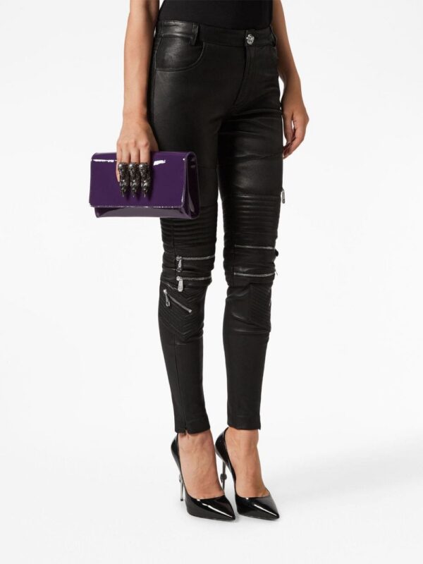 19905451_50102362_1000.jpg Philipp Plein skull-ring leather shoulder bag