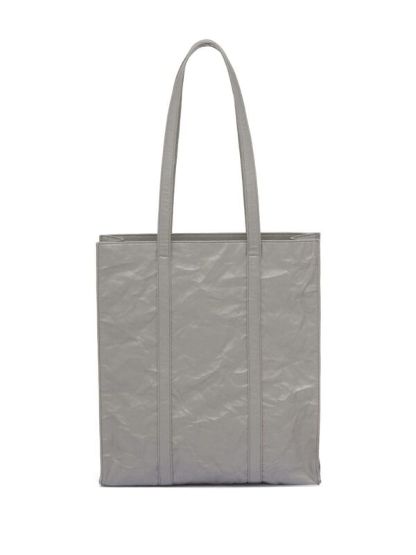 19921613_44702292_1000.jpg Prada logo-plaque tote bag