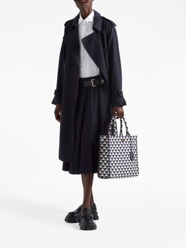 19921630_44706503_1000.jpg Prada large Symbole embroidered tote bag