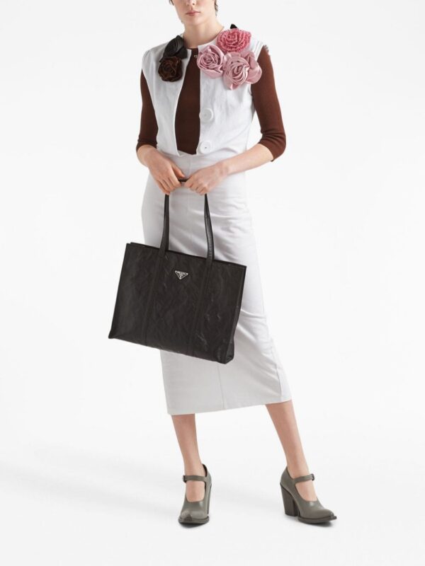 19923415_44709031_1000.jpg Prada large leather tote bag