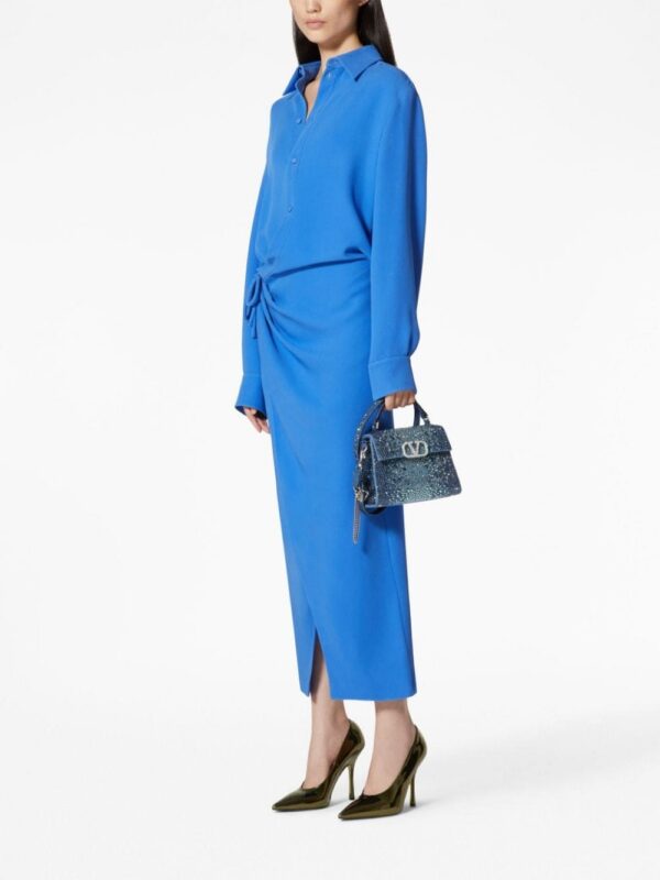 19950128_50485867_1000.jpg Valentino Garavani mini VSling rhinestone-embellished denim handbag