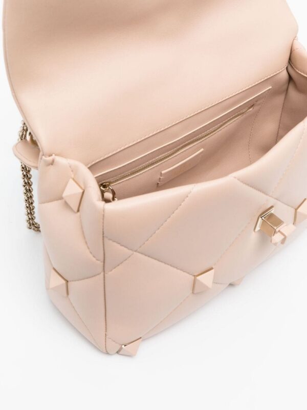 19953706_44843588_1000.jpg Valentino Garavani Roman Stud shoulder bag