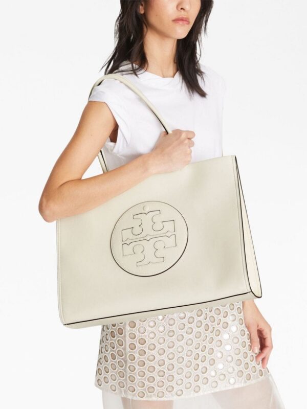 19966506_44939311_1000.jpg Tory Burch embossed-logo tote bag