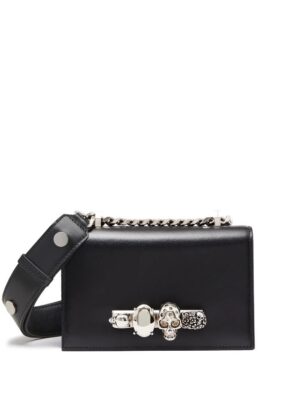 20010092_50252909_1000.jpg Alexander McQueen skull-motif leather shoulder bag