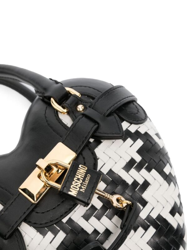 20032453_45058597_1000.jpg Moschino heart shaped woven bag