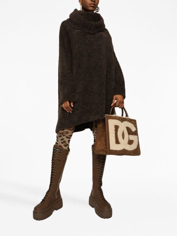 20043835_51194693_1000.jpg Dolce & Gabbana logo-embroidered shearling-detail bag