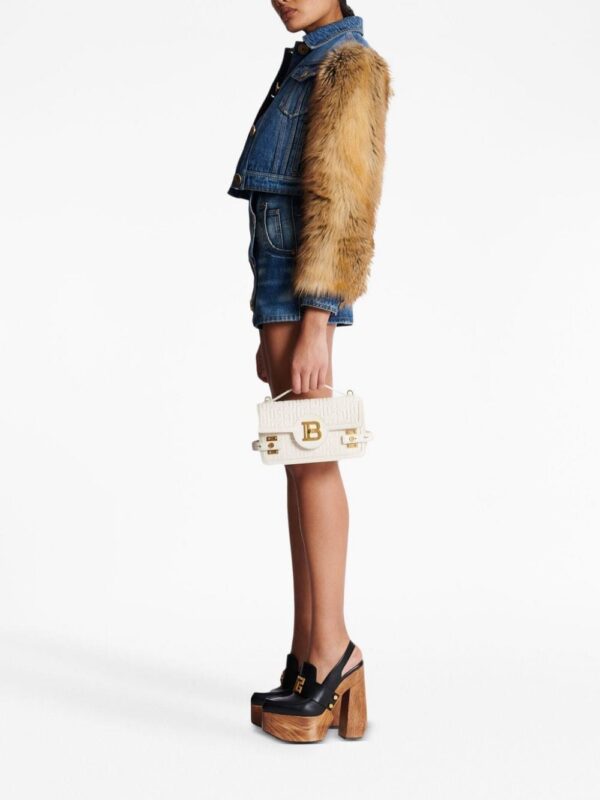 20112905_45316185_1000.jpg Balmain logo-plaque shoulder bag