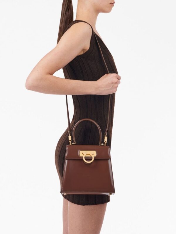 20148909_50204551_1000.jpg Ferragamo Iconic Top Handle tote bag