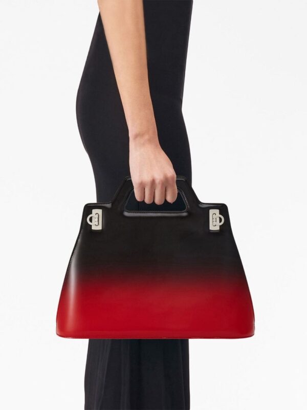 20148932_50771964_1000.jpg Ferragamo Wanda gradient tote