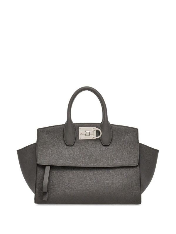 20150574_50242149_1000.jpg Ferragamo Studio logo-plaque tote bag