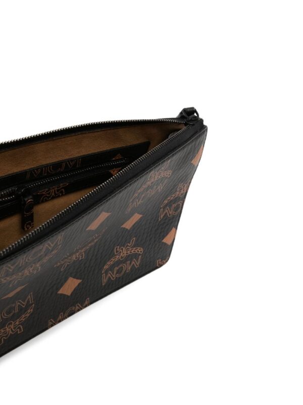 20160491_50441598_1000.jpg MCM small Maxi Visetos wristlet zip pouch