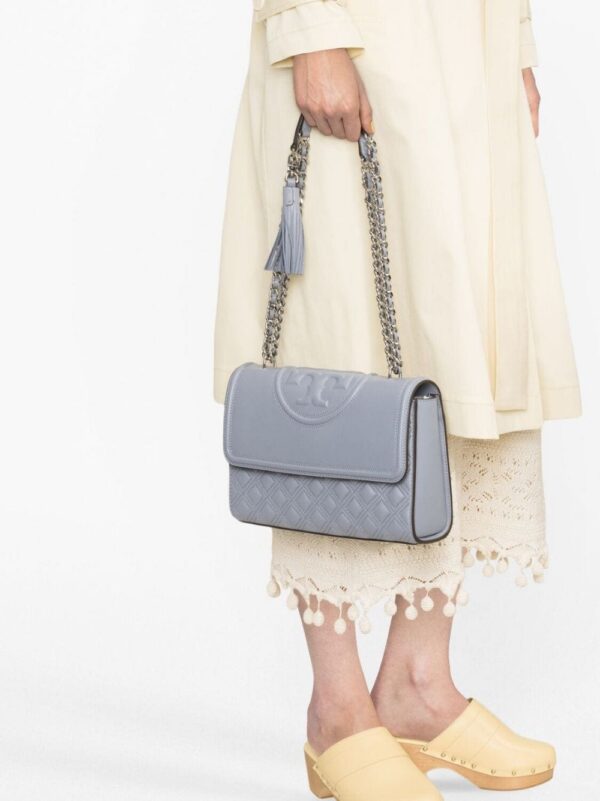 20208727_50204521_1000-1.jpg Tory Burch Fleming quilted-leather shoulder bag