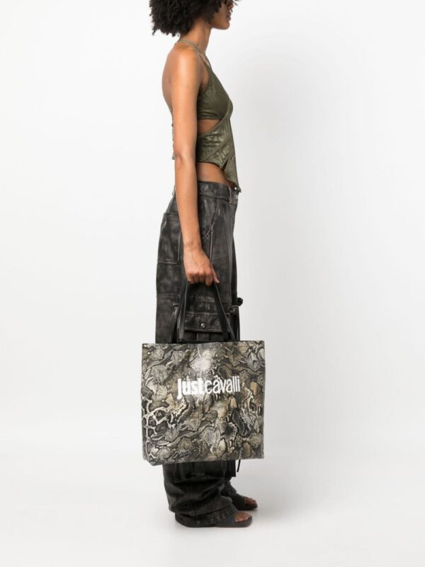 20225340_50726596_1000.jpg Just Cavalli logo-print snakeskin-effect tote bag