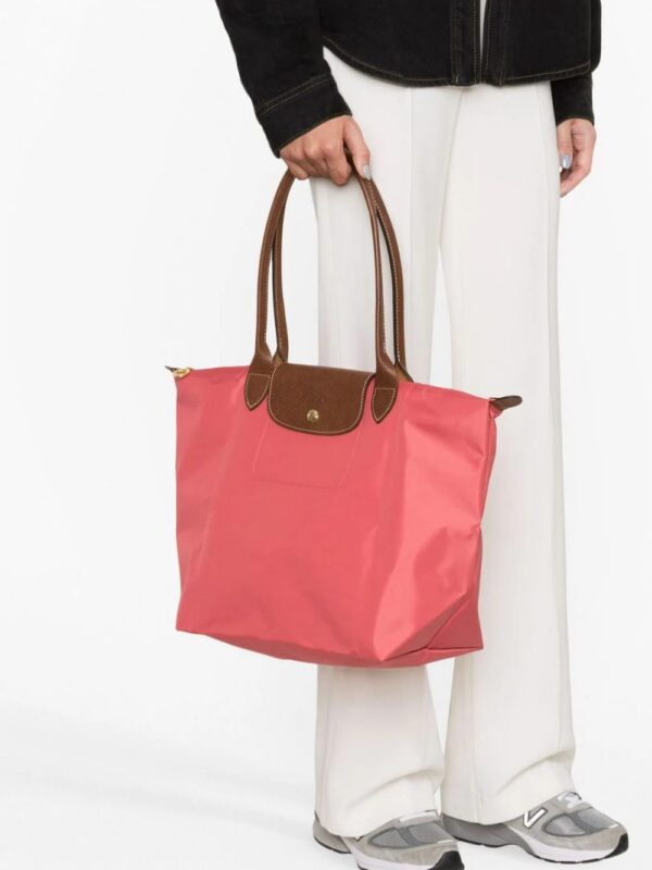 20233416_50286641_1000.jpg Longchamp large Le Pliage tote bag