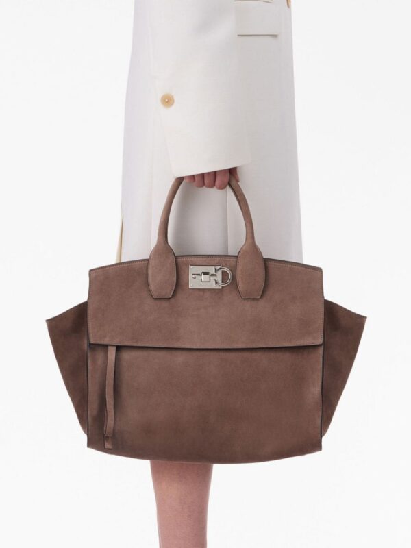 20241986_51010577_1000.jpg Ferragamo large Studio suede tote bag
