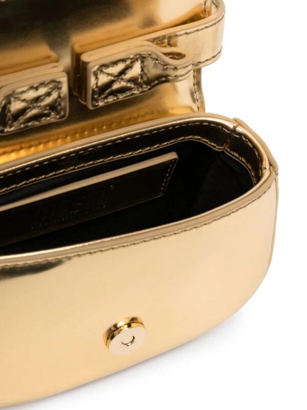 20307975_50375126_1000.jpg Diesel small 1DR metallic-effect crossbody bag