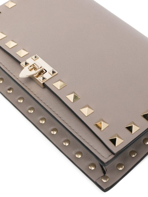 20361932_50428106_1000.jpg Valentino Garavani Rockstud crossbody leather bag