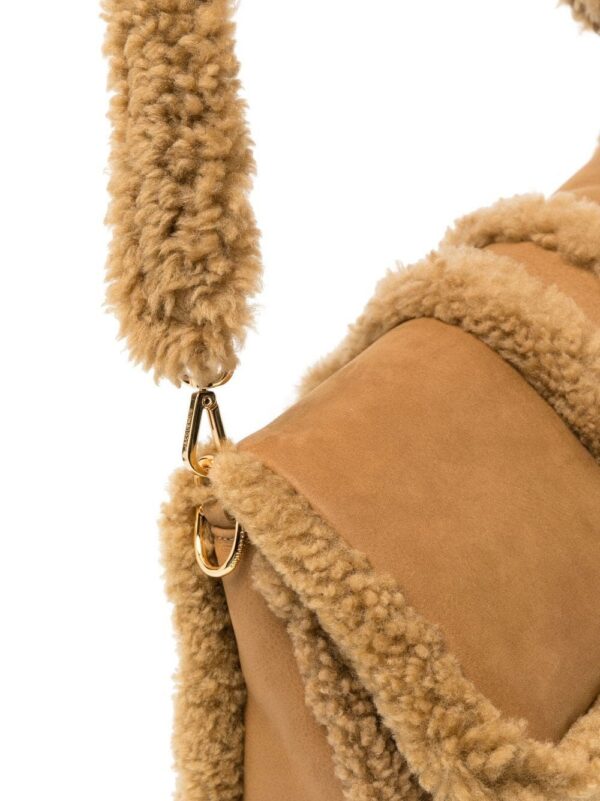 20403786_50915510_1000.jpg Jacquemus Le Bambimou Doux shearling shoulder bag