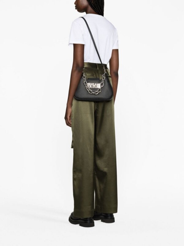 20507290_50672521_1000.jpg Versace Jeans Couture logo-plaque crossbody bag