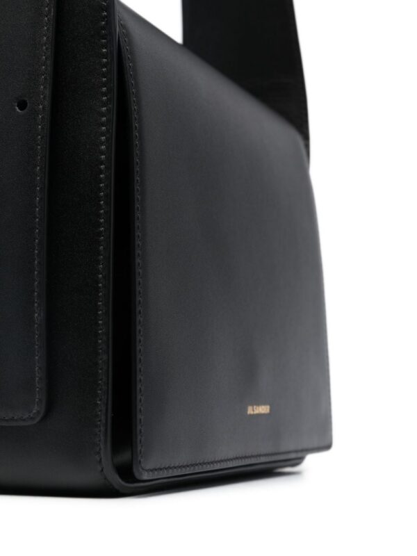 20511735_50548165_1000.jpg Jil Sander logo-stamp leather shoulder bag