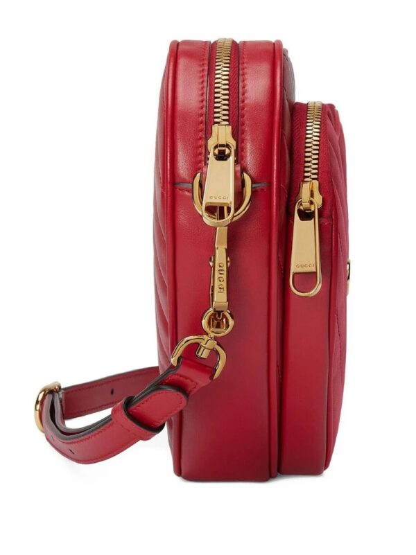 20558994_50538269_1000.jpg Gucci Interlocking G Mini Heart shoulder bag