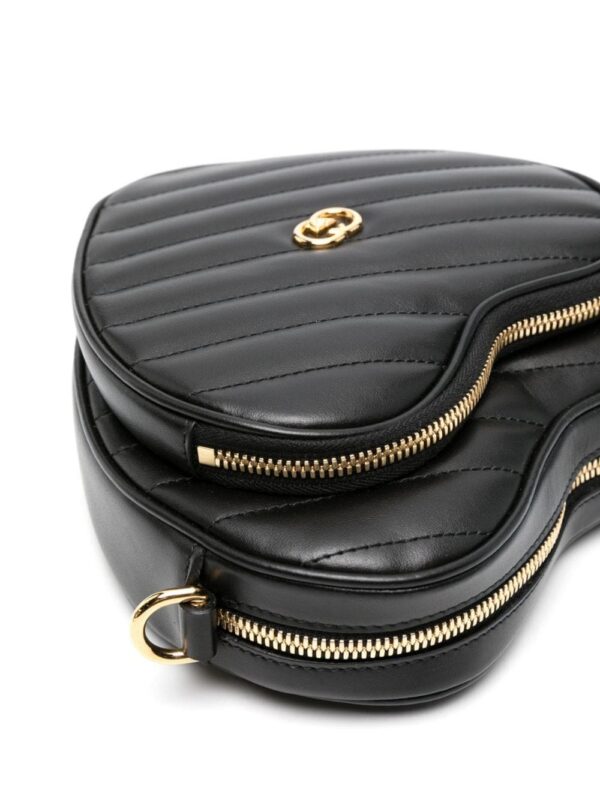 20559346_52912866_1000.jpg Gucci mini Interlocking G Heart crossbody bag