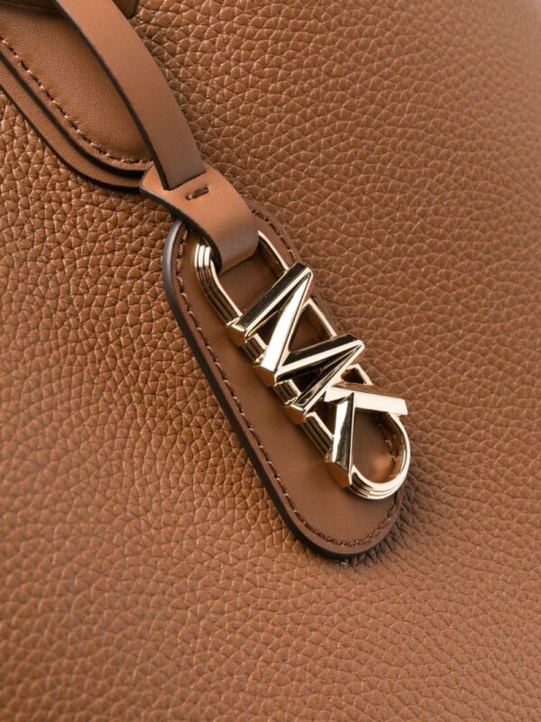 20603091_50588377_1000.jpg Michael Michael Kors Eliza XL logo-plaque leather tote bag