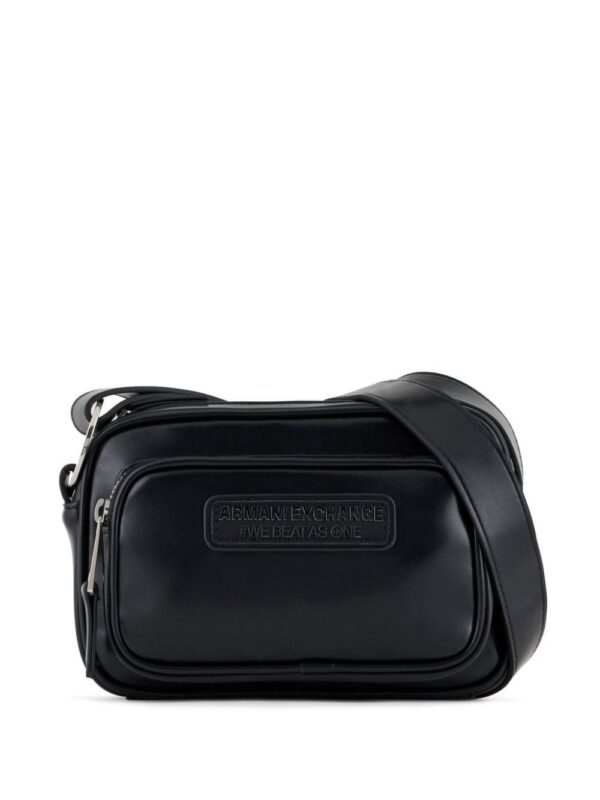 20659092_51091847_1000.jpg Armani Exchange logo-patch camera crossbody bag