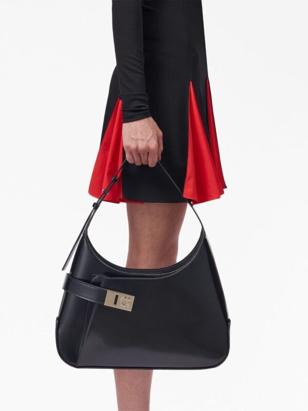 20716642_50987779_1000.jpg Ferragamo Hobo Gancini-buckle shoulder bag