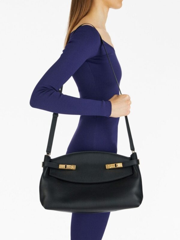 20718529_50981730_1000.jpg Ferragamo large pouch leather bag