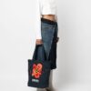 20724868_50678704_1000.jpg Kenzo embroidered-flower tote bag