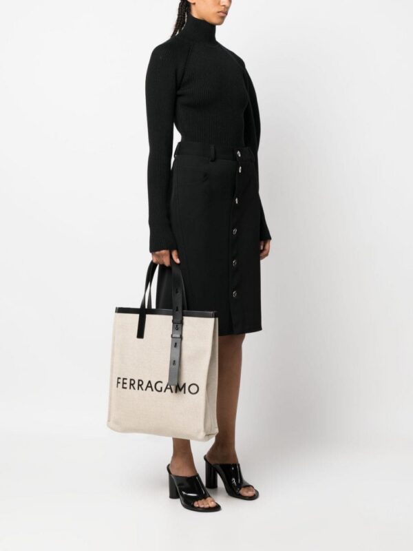 20807754_50757135_1000.jpg Ferragamo logo-lettering canvas tote bag