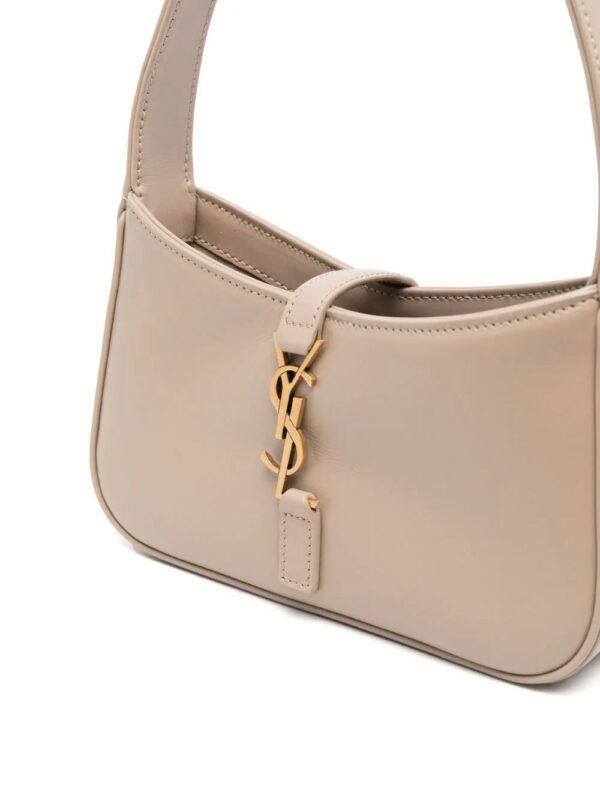 20820440_50781645_1000.jpg Saint Laurent mini Le5 À 7 Hobo tote bag