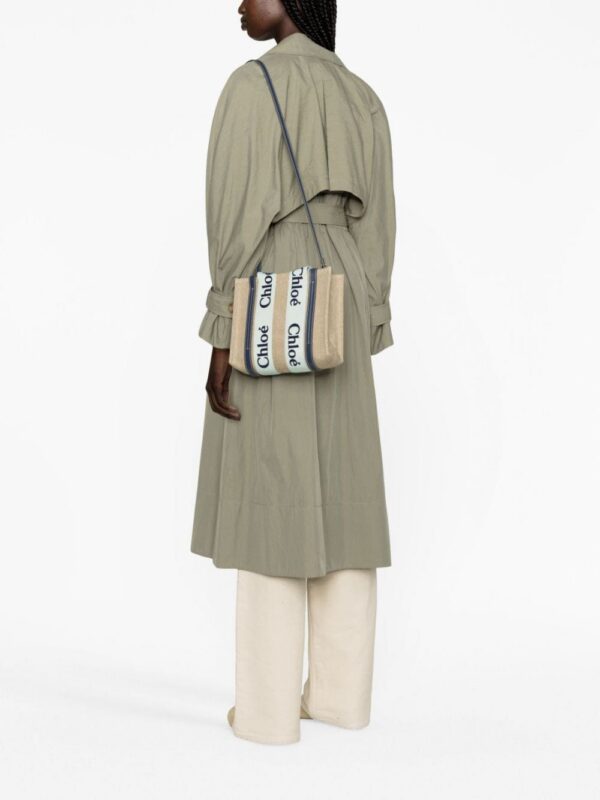 20836641_50764035_1000.jpg Chloé Woody logo-print tote bag