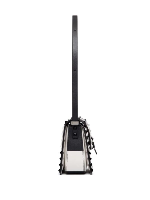 20874952_51362478_1000_4c3e6948-c15b-4bd4-9f9a-242912881251.jpg Valentino Garavani Rockstud23 leather shoulder bag