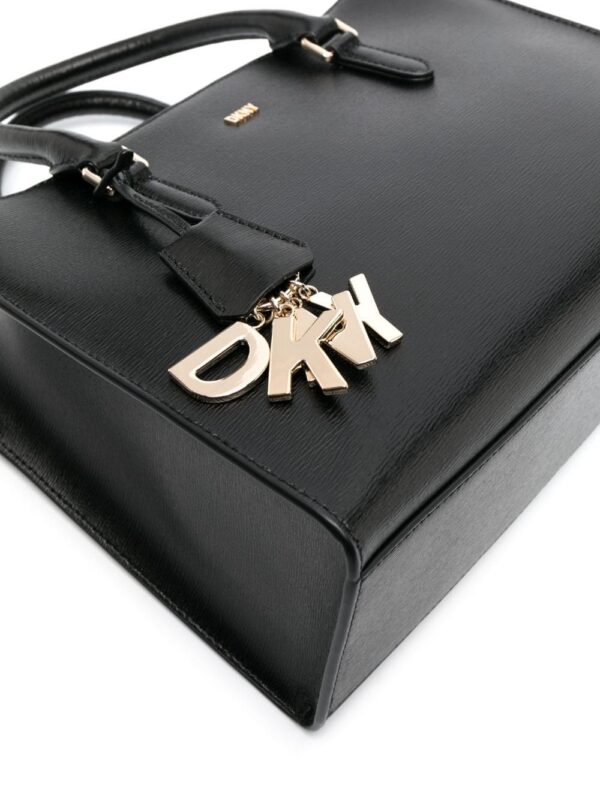 20900862_50883467_1000.jpg DKNY logo-pendant leather tote bag