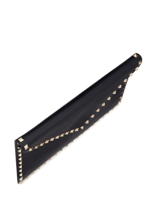13028679_51980420_1000.jpg Valentino Garavani Rockstud envelope clutch bag