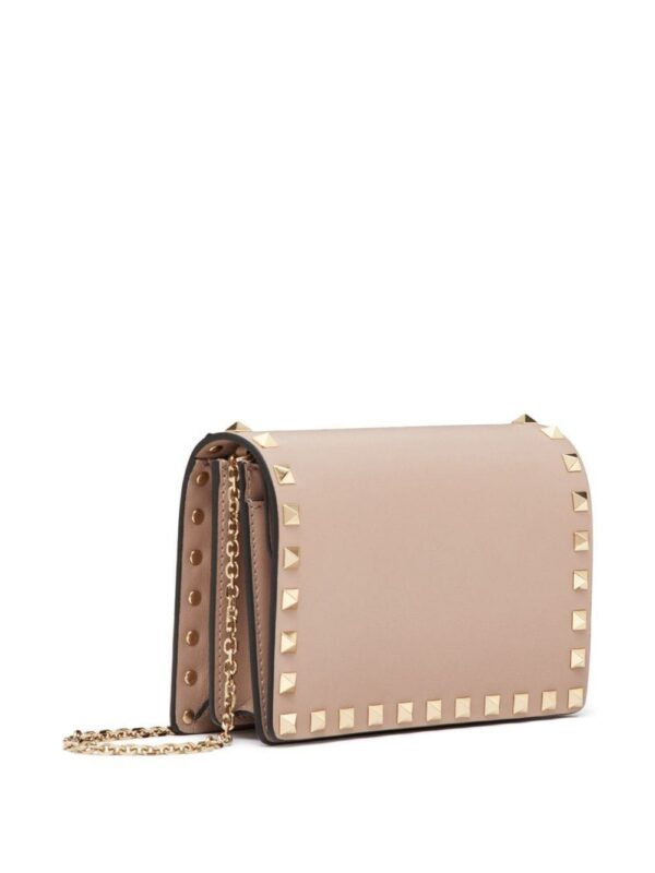 15285365_53979455_1000.jpg Valentino Garavani Rockstud crossbody bag