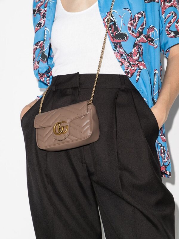 15380658_28624492_1000.jpg Gucci super mini GG Marmont shoulder bag