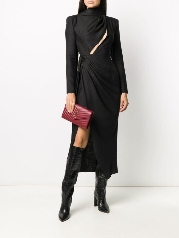 15547374_27952163_1000.jpg Saint Laurent monogram envelope clutch
