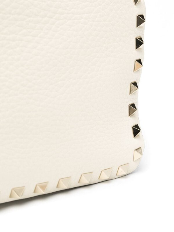 16239465_31053736_1000.jpg Valentino Garavani Rockstud crossbody bag
