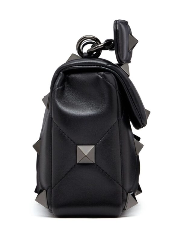16744898_53891945_1000.jpg Valentino Garavani medium Roman Stud shoulder bag
