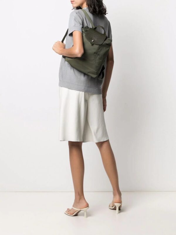 16779639_33388449_1000.jpg Longchamp Le Pliage embroidered-logo backpack