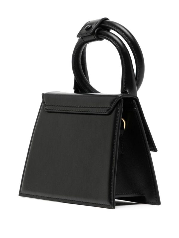 17186357_44114331_1000.jpg Jacquemus Le Chiquito Noeud mini bag