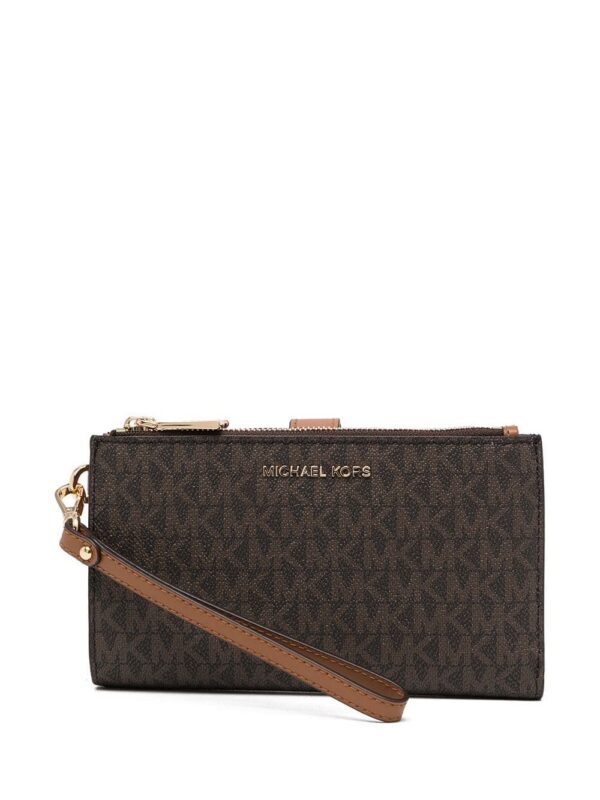 17258495_35784355_1000.jpg Michael Kors Adele monogram clutch bag