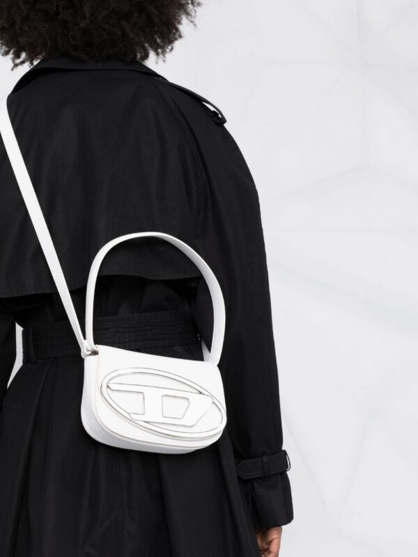 17748588_343465e0-b5cf-4b56-957b-7c1cad39f81a_1000.jpg Diesel 1DR leather shoulder bag